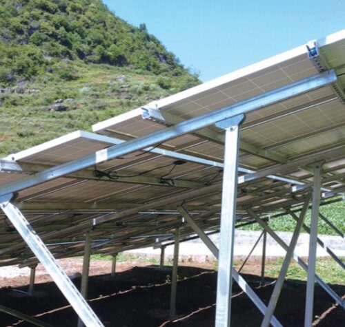 Fixed PV mounting structure installed on sloped terrain
