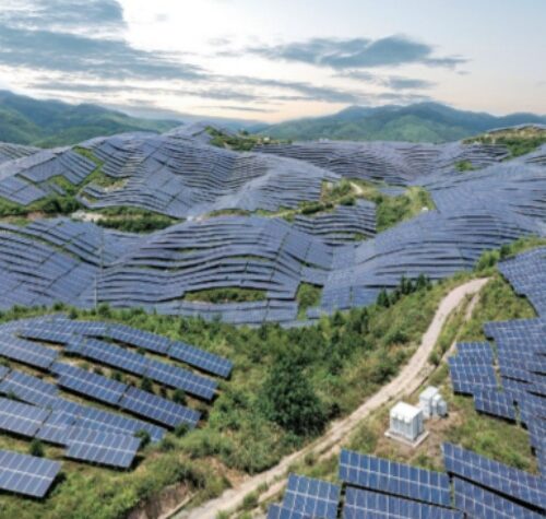 Photovoltaic arrays following mountainous terrain